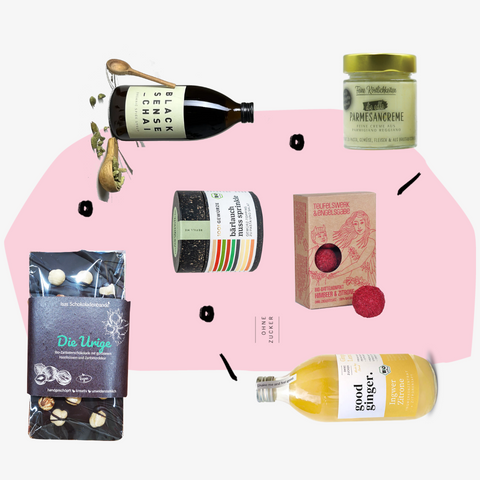 Frauen supporten Frauen Geschenkbox Geschenke Online Shop Feinkost Köln Spezialitäten Delikatessen Manufakturen Concept Store Feinkostladen Feinkostgeschäft Geschenkeladen