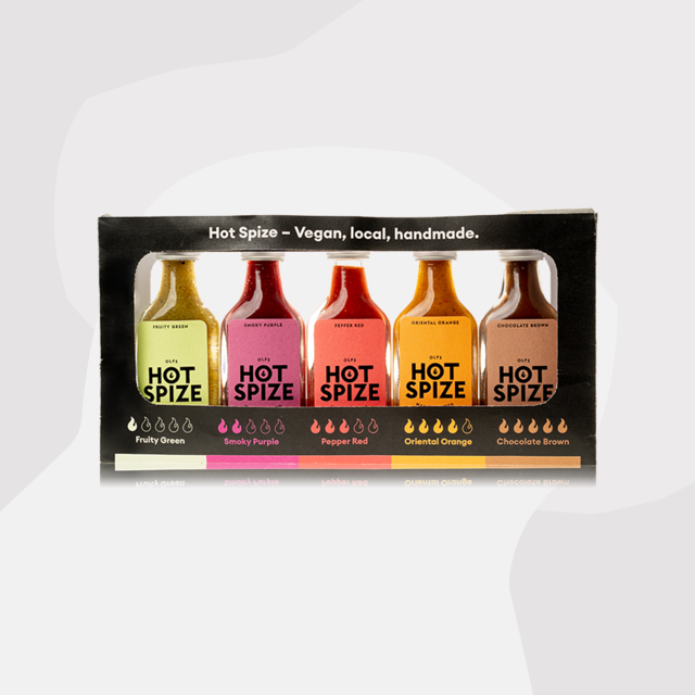 Olfs Hot Spize Chili Sauce Soße Feinkost Delikatessen Manufakturen Geschenke Online Shop Feinkostladen Feinkostgeschäft Köln Geschenkbox Chili scharf würzig