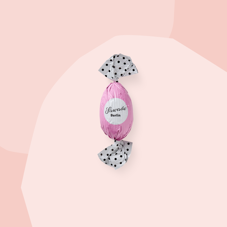 Sawade Osterei Vollmilchschokolade mit Erdbeer Creme Füllung