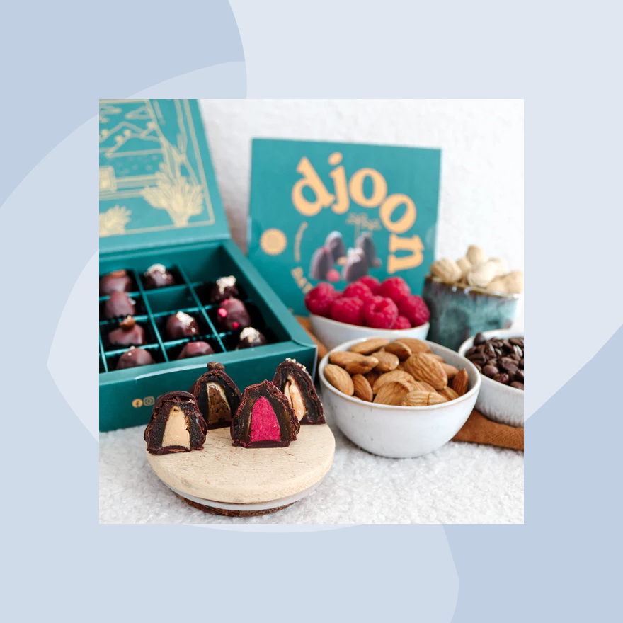 djoon Schokolade Dattel Pralinen Mix Feinkost Feinkostladen Delikatessen Spezialitäten Köln Geschenke Foodies Datteln vegan