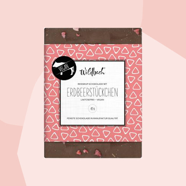 Vegane Schokolade mit Erdbeeren Erdbeerstückchen Wildbach Schokolade Feinkost Delikatessen Manufakturen Geschenke Köln Online